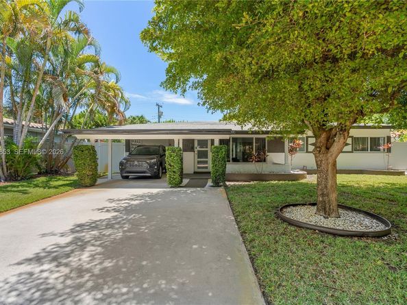 1912 NE 21st Ave, Fort Lauderdale FL 33305