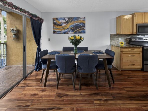 6205 Kendale Lakes Cir 279, Miami FL 33183