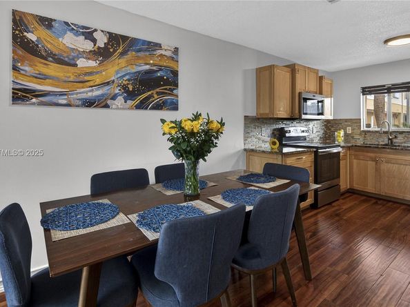 6205 Kendale Lakes Cir 279, Miami FL 33183