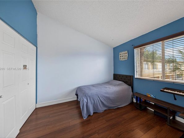 6205 Kendale Lakes Cir 279, Miami FL 33183