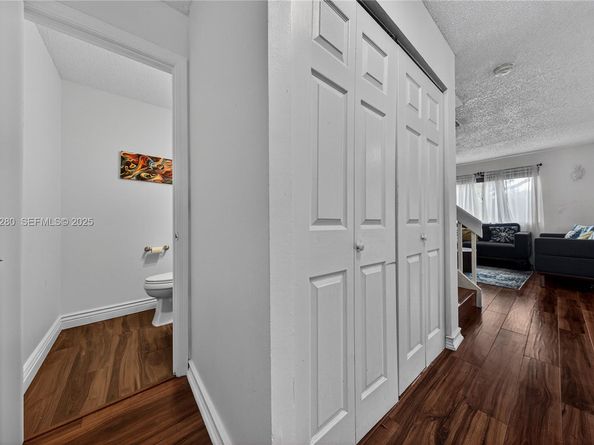 6205 Kendale Lakes Cir 279, Miami FL 33183