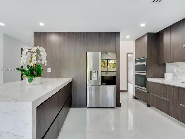 15563 SW 115th St, Miami FL 33196