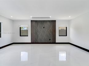 15563 SW 115th St, Miami FL 33196