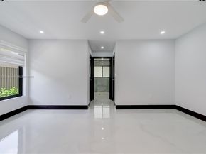 15563 SW 115th St, Miami FL 33196