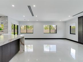 15563 SW 115th St, Miami FL 33196