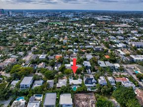 726 NE 17th Way, Fort Lauderdale FL 33304