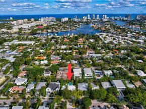 726 NE 17th Way, Fort Lauderdale FL 33304