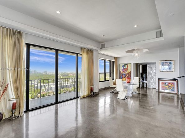 780 NE 69th St T1A, Miami FL 33138
