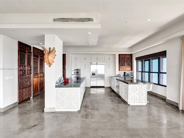 780 NE 69th St T1A, Miami FL 33138