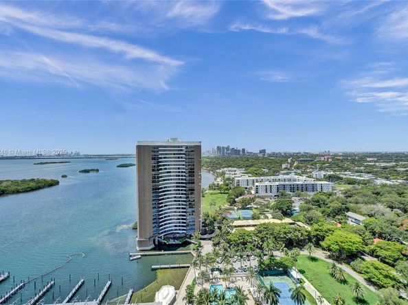 780 NE 69th St T1A, Miami FL 33138