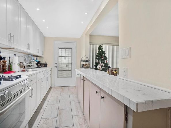 Undisclosed Address #A11914047, Miami Gardens FL 33179