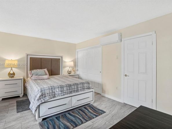 Undisclosed Address #A11914047, Miami Gardens FL 33179