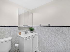 Undisclosed Address #A11914047, Miami Gardens FL 33179