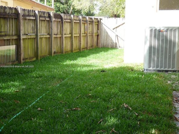 2507 N 66th Ave, Hollywood FL 33024