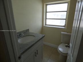 2507 N 66th Ave, Hollywood FL 33024