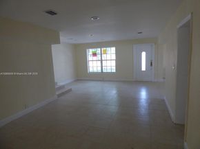 2507 N 66th Ave, Hollywood FL 33024