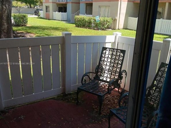 18870 NW 57th Ave 108, Hialeah FL 33015