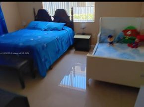 18870 NW 57th Ave 108, Hialeah FL 33015
