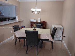18870 NW 57th Ave 108, Hialeah FL 33015