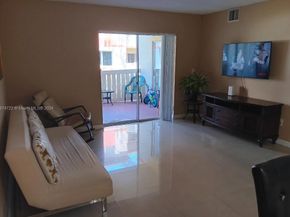 18870 NW 57th Ave 108, Hialeah FL 33015