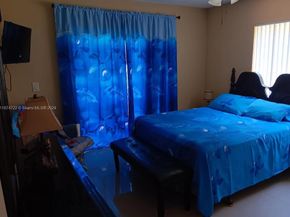 18870 NW 57th Ave 108, Hialeah FL 33015