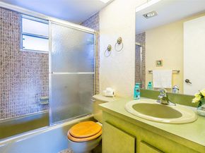 200 Ashbury Rd 205, Hollywood FL 33024