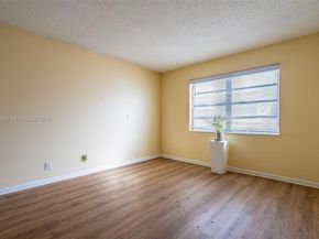 200 Ashbury Rd 205, Hollywood FL 33024