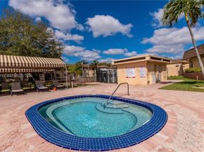 200 Ashbury Rd 205, Hollywood FL 33024