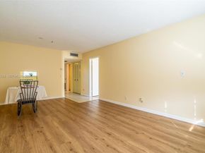 200 Ashbury Rd 205, Hollywood FL 33024