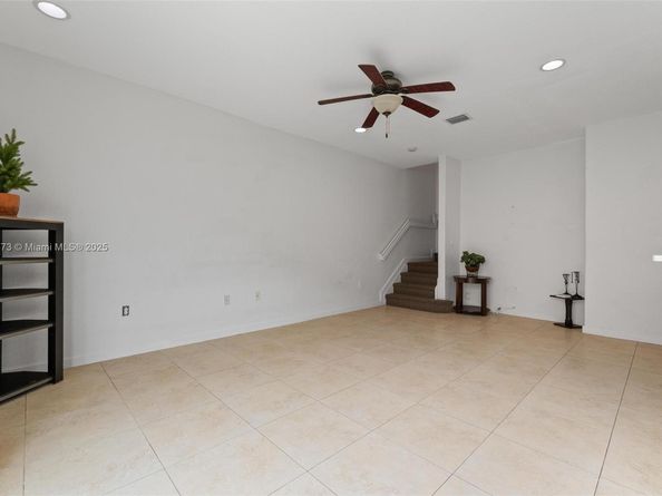 8394 NW 113th Path, Doral FL 33178