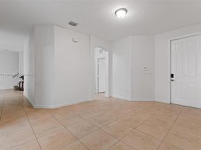 8394 NW 113th Path, Doral FL 33178