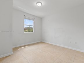 8394 NW 113th Path, Doral FL 33178