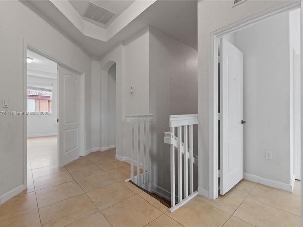 8394 NW 113th Path, Doral FL 33178