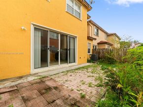 8394 NW 113th Path, Doral FL 33178