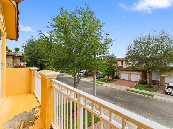 8394 NW 113th Path, Doral FL 33178