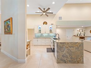 830 NW 115th Ave, Plantation FL 33325
