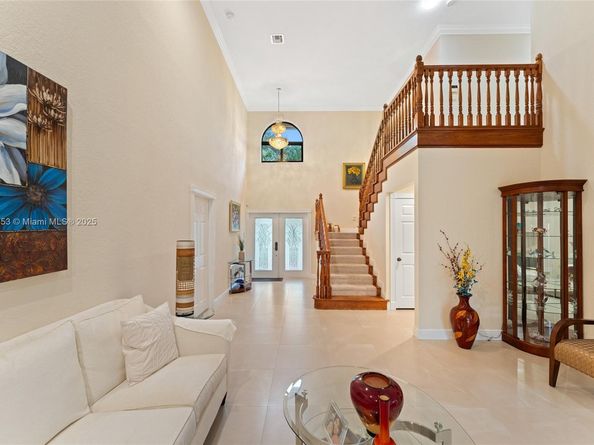 830 NW 115th Ave, Plantation FL 33325