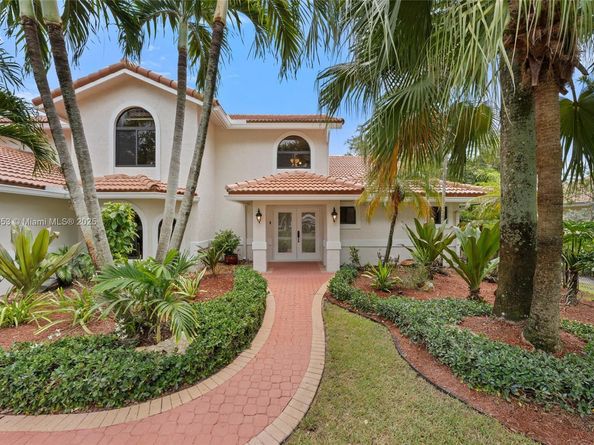 830 NW 115th Ave, Plantation FL 33325