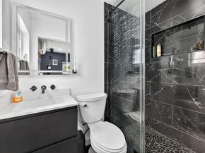6640 Douglas St, Hollywood FL 33024