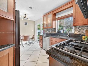 6640 Douglas St, Hollywood FL 33024