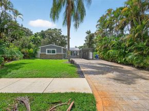 6640 Douglas St, Hollywood FL 33024