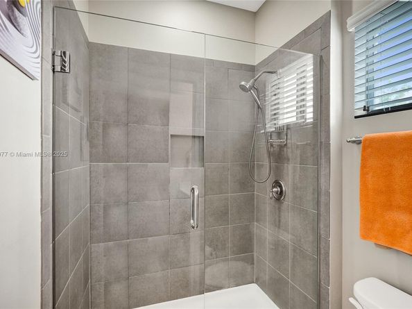 4204 N Dixie Hwy 1, Oakland Park FL 33334