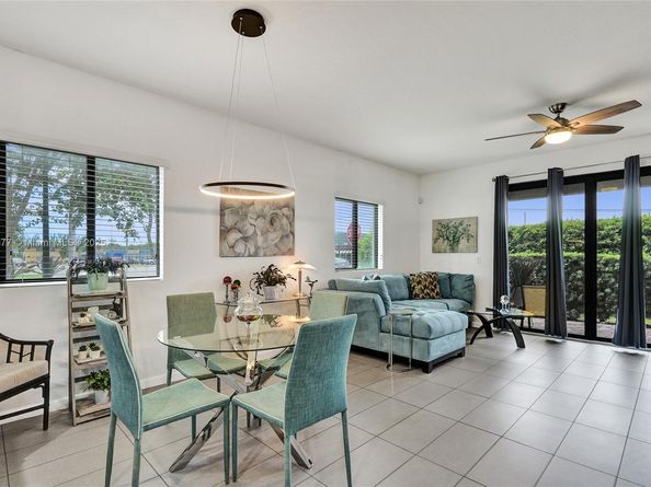 4204 N Dixie Hwy 1, Oakland Park FL 33334