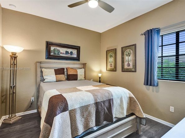 4204 N Dixie Hwy 1, Oakland Park FL 33334