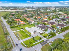 12190 NW 6th St, Miami FL 33182