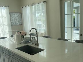7896 NW 110th Dr, Parkland FL 33076