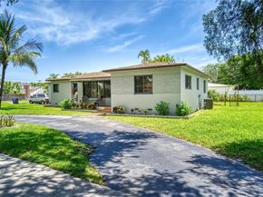433 N 26th Ave, Hollywood FL 33020