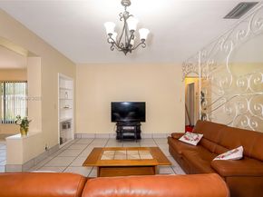 433 N 26th Ave, Hollywood FL 33020