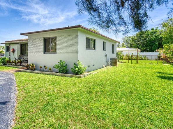 433 N 26th Ave, Hollywood FL 33020