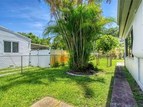 433 N 26th Ave, Hollywood FL 33020
